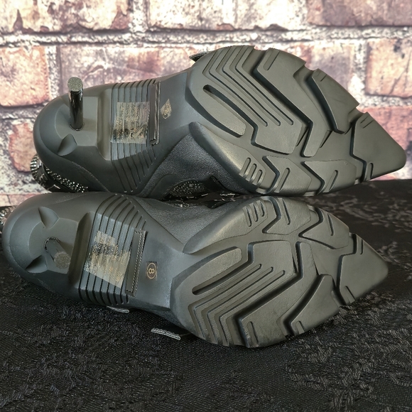 AKIRA Black Studded Heeled Boots - Picture 10 of 14